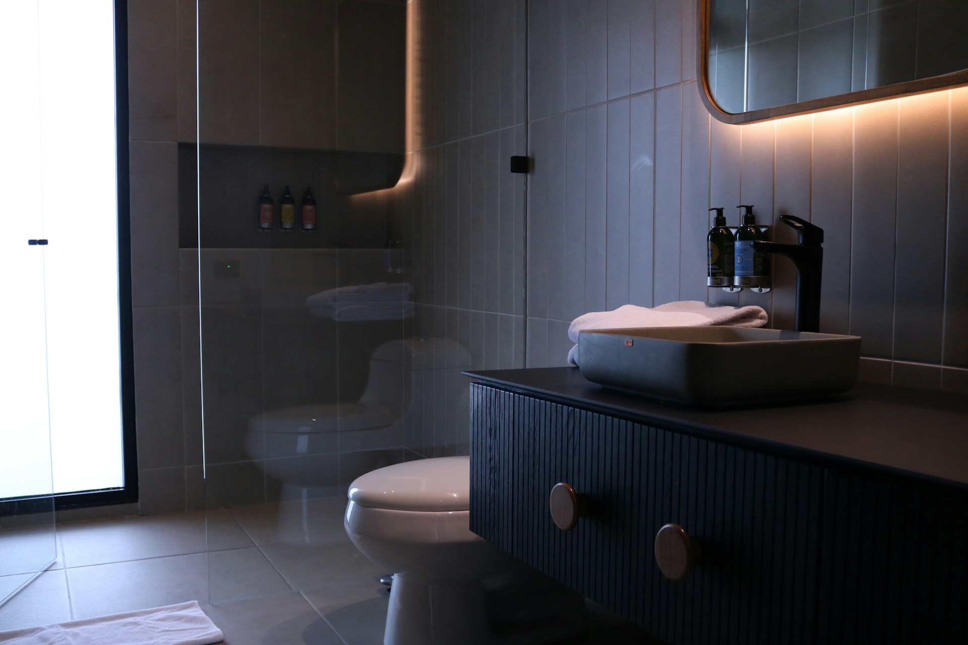 Kabina prysznicowa w nowoczesnej łazience